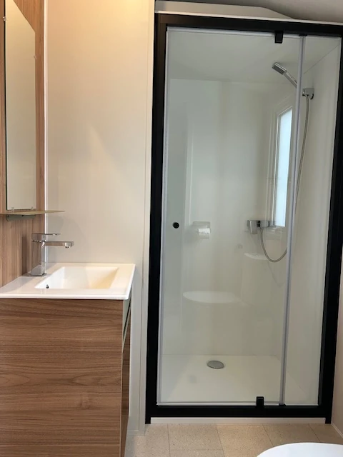 studio-camping-sous-le-moulin-salle-de-bain