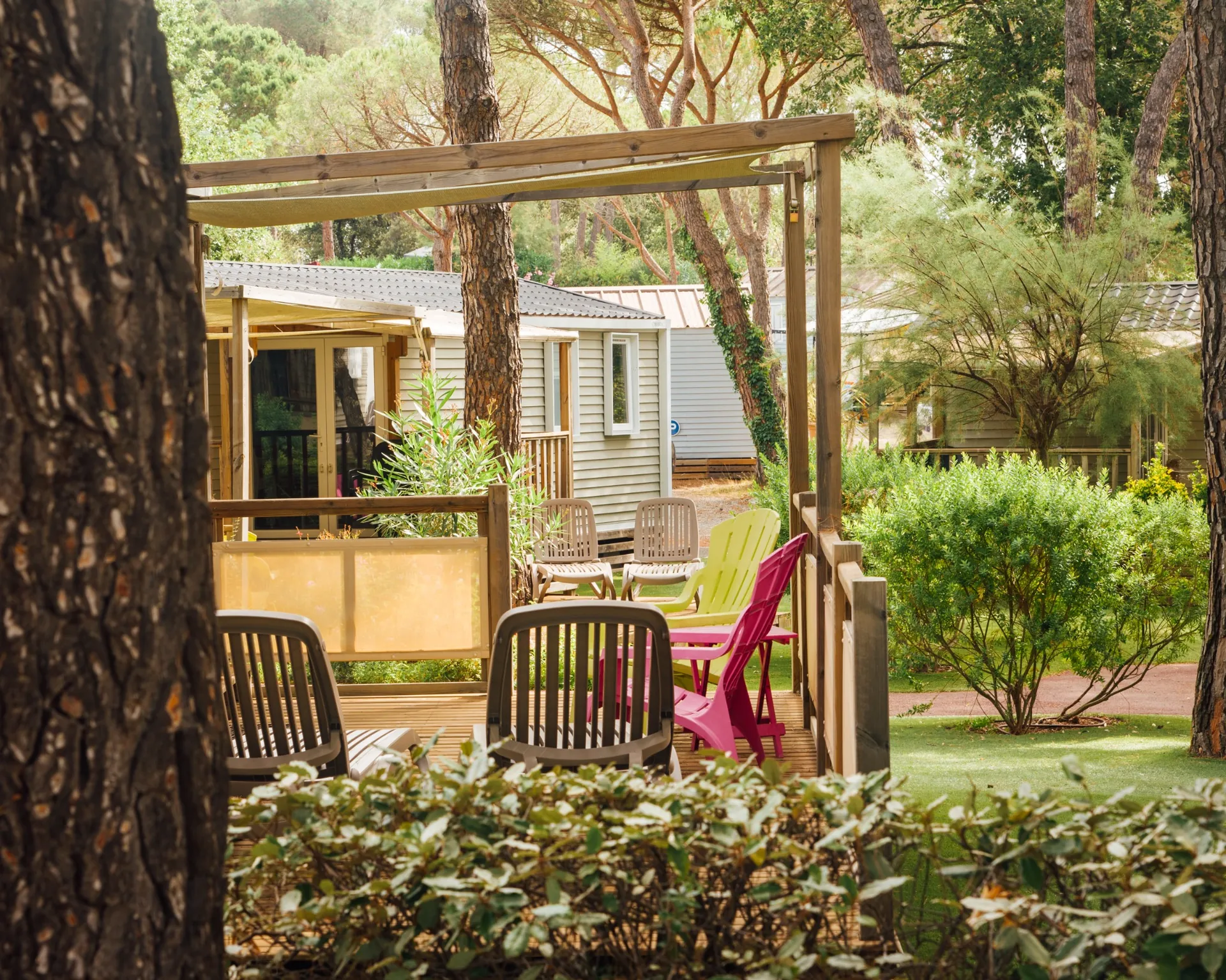 terrasse-mobil-home-camping-pins (1)